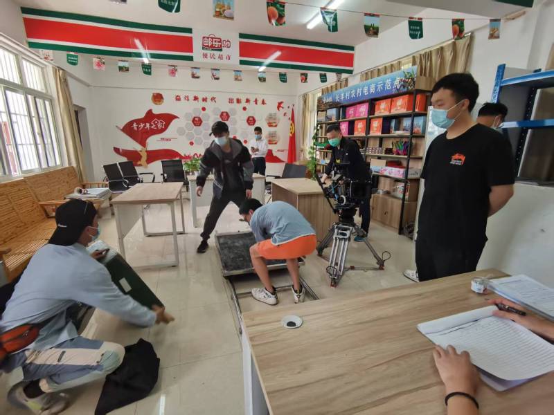 绵竹市广告片拍摄公司：极简主义践行者，少即是多的视觉哲学